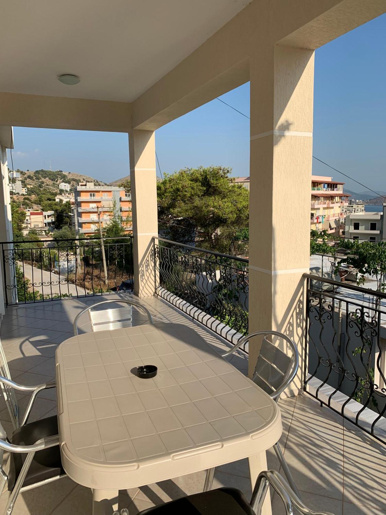 Ylli Cunaj Apartments Sarandë Exterior foto